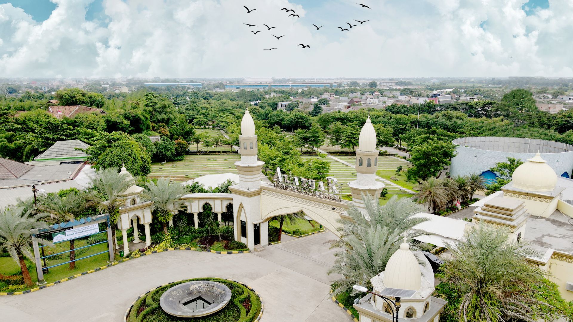 Photo Al Azhar Memorial Garden